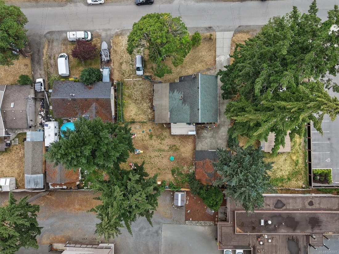 House in Colwood, British Columbia, Canada 3 - 18331780