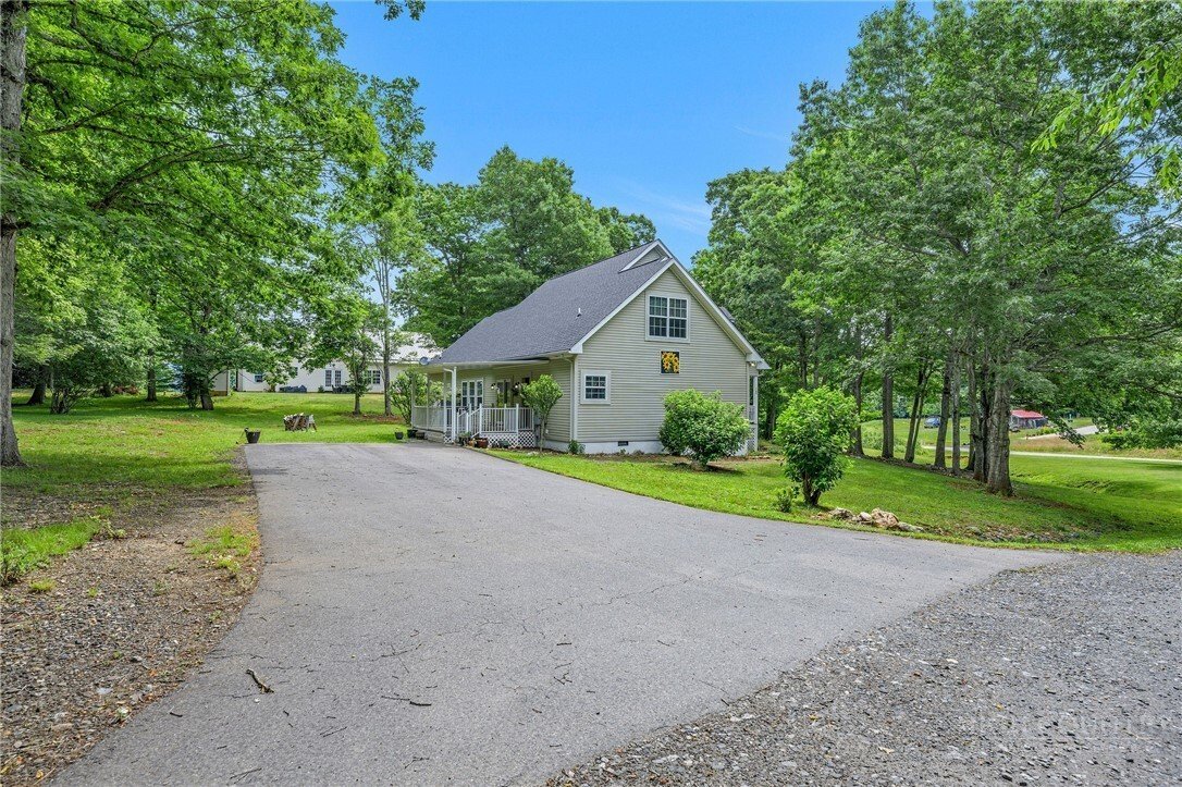 House in West Jefferson, North Carolina, United States 5 - 17385460