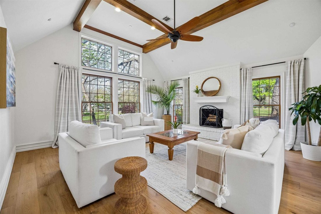 House in Grapevine, Texas, United States 3 - 18229173