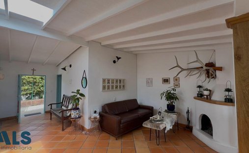 House in Rionegro, Antioquia, Colombia 1