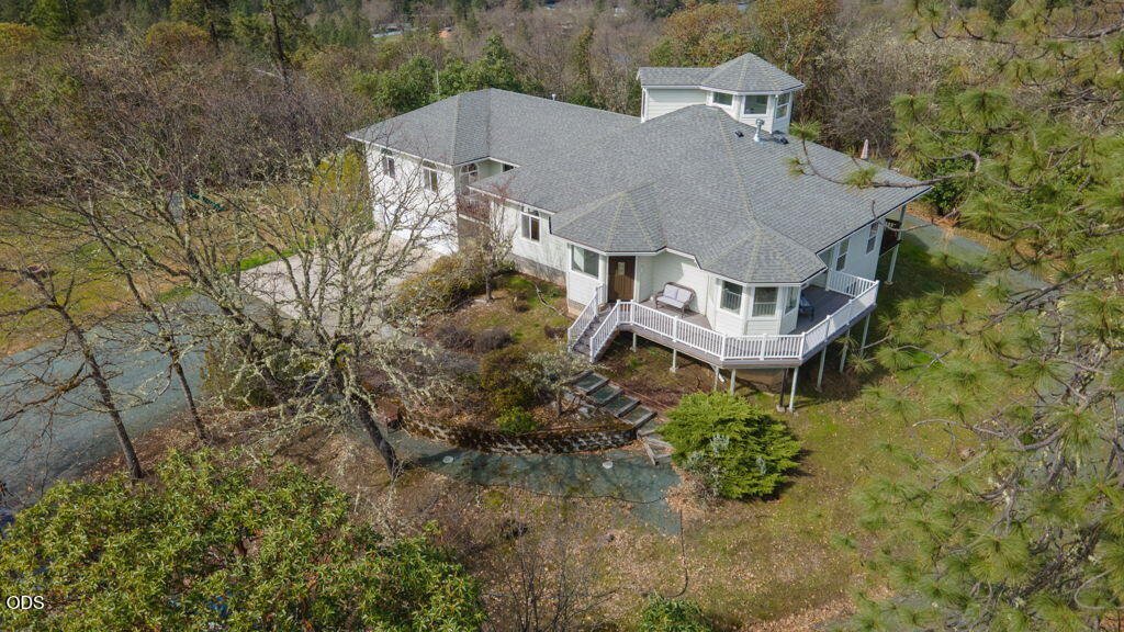 House in Grants Pass, Oregon, United States 1 - 17382636