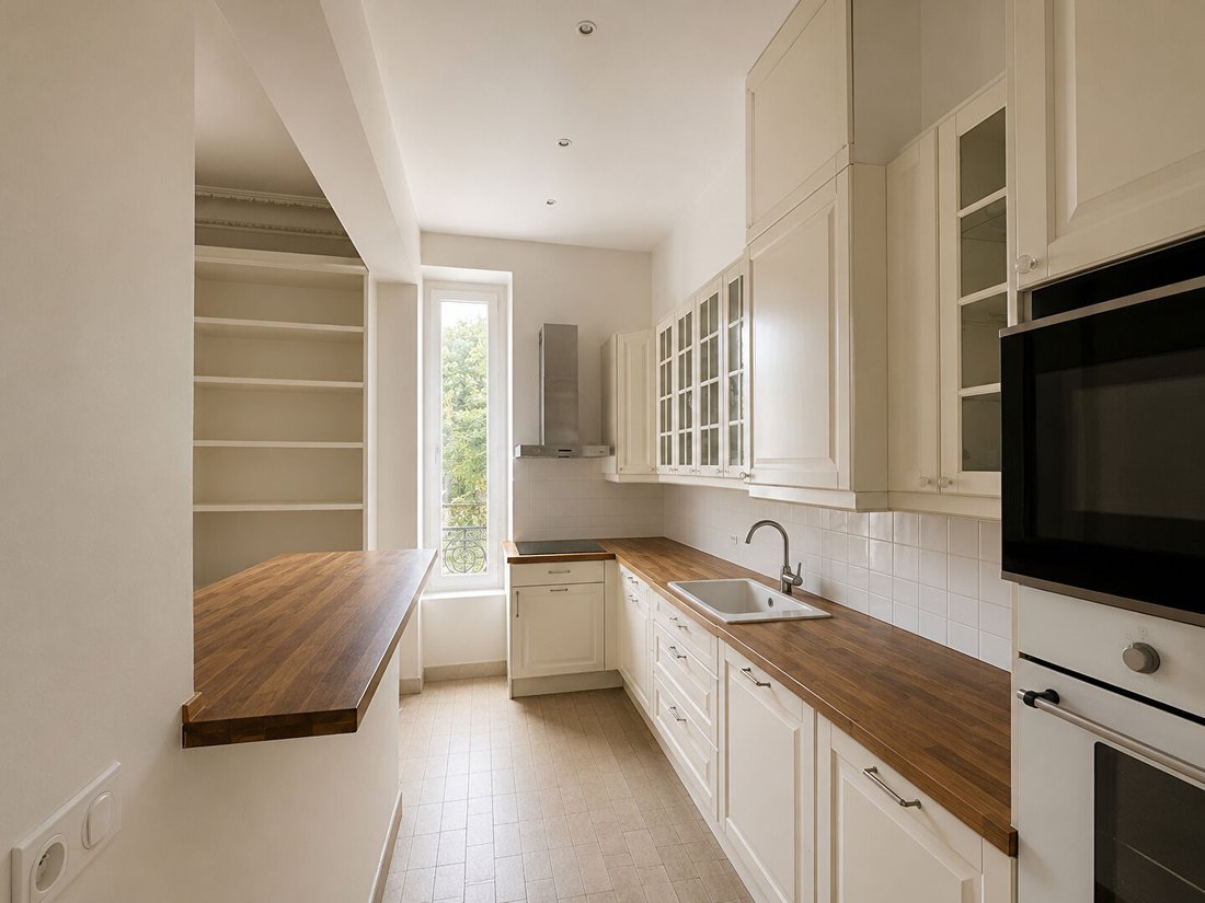 Apartment in Le Centre, Meudon, France 4 - 18323253