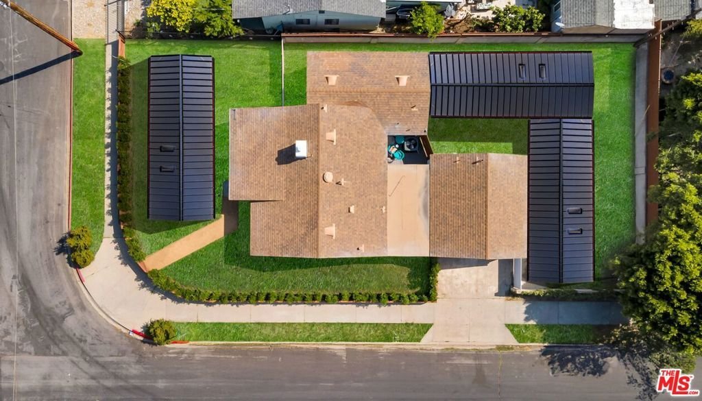Los Angeles, California, United States 2 - 18329667