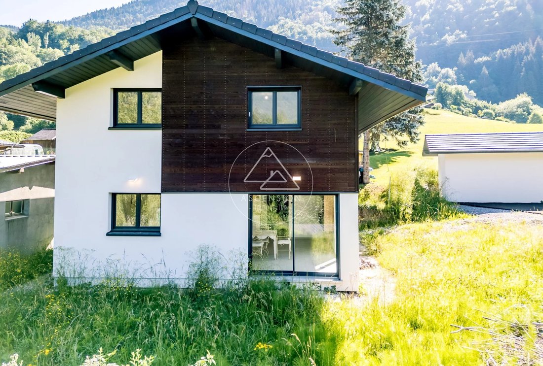 Chalet à Saint-Jean-d'Aulps, Auvergne-Rhône-Alpes, France 1 - 18328335