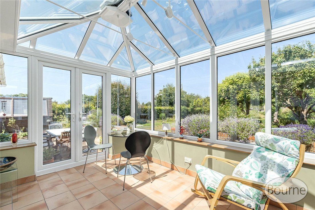 Bungalow in Normandy, England 3 - 18326837