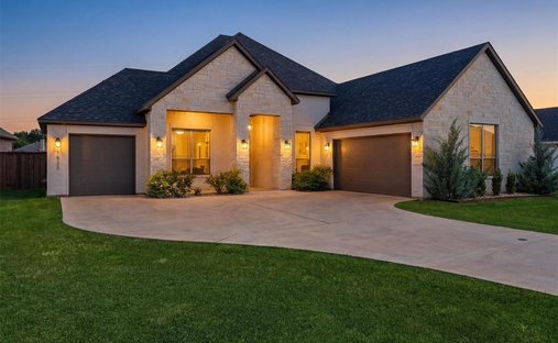 House in Burleson, Texas, United States 1