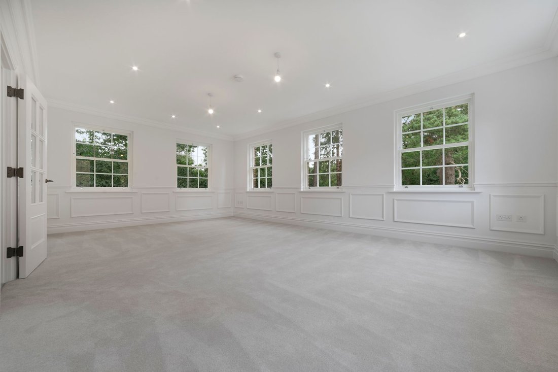 House in Sunninghill, England 4 - 18326868