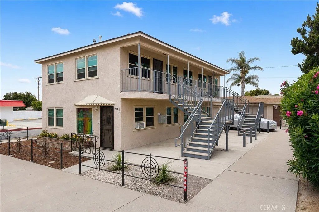 Norwalk, California, United States 5 - 18245151