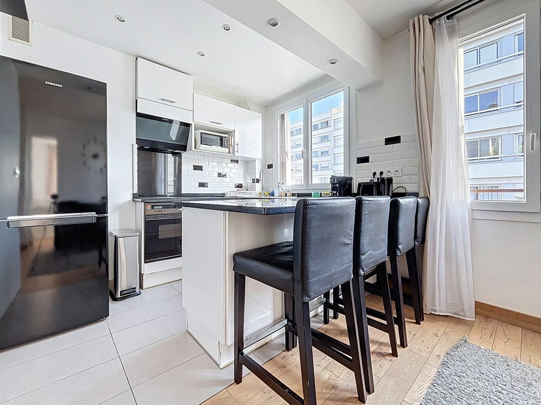Apartment in Gambetta, Paris 20e Arrondissement, Paris 3 - 18332274