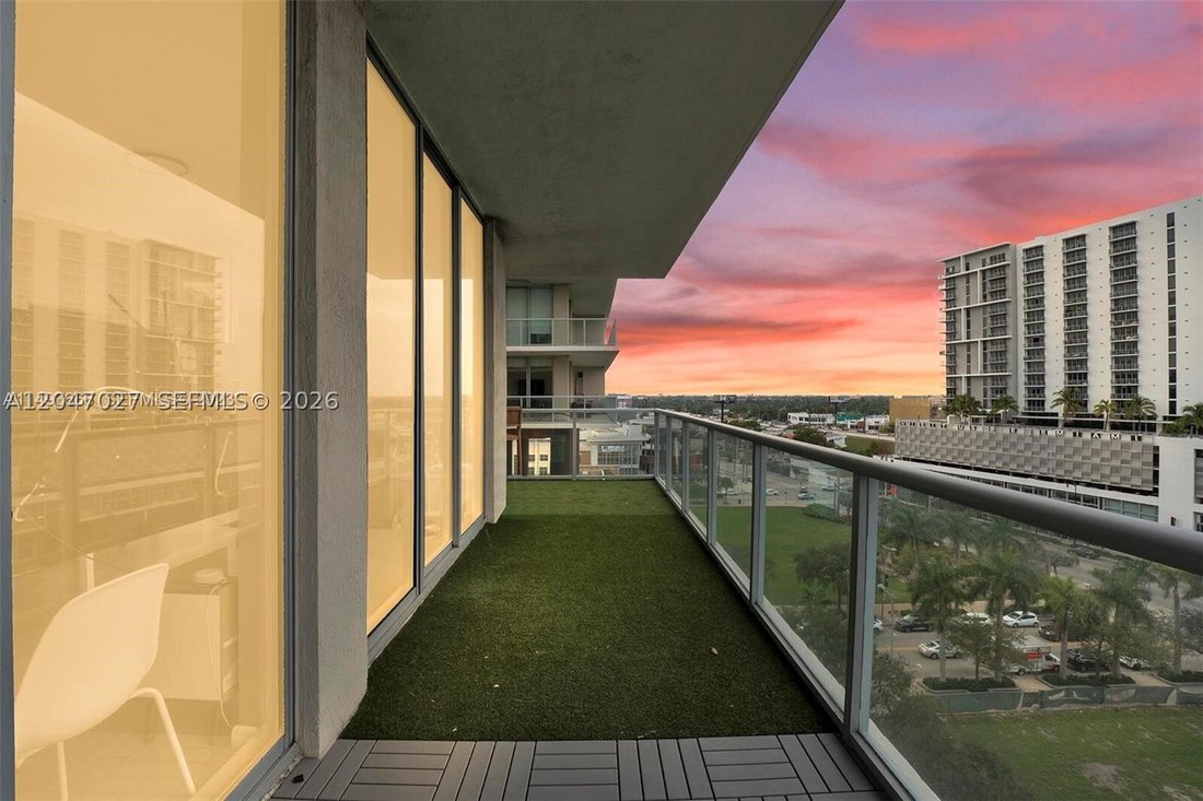 Condo in Miami, Florida, United States 1 - 18326886