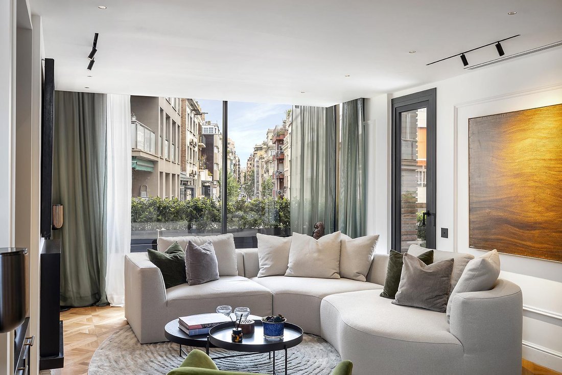 Apartment in Sarrià-Sant Gervasi, Barcelona, Spain 2 - 18327985