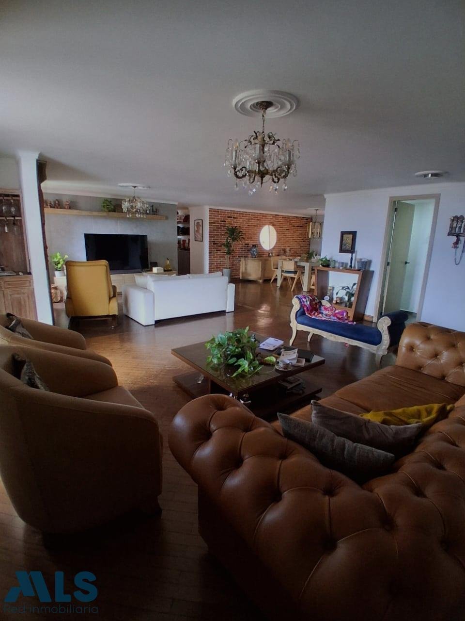 Apartment in Medellín, Antioquia, Colombia 2 - 18327396