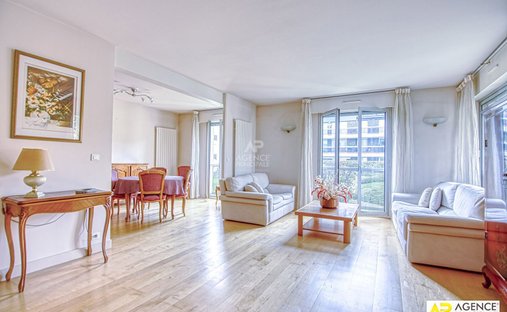 Apartment in Domaine National du Château, Versailles, France 1