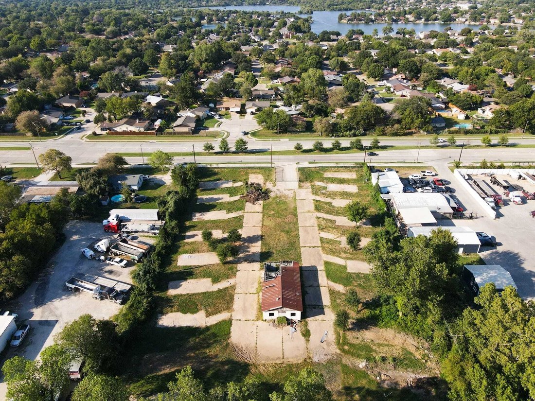 Land in Grand Prairie, Texas, United States 1 - 12259988
