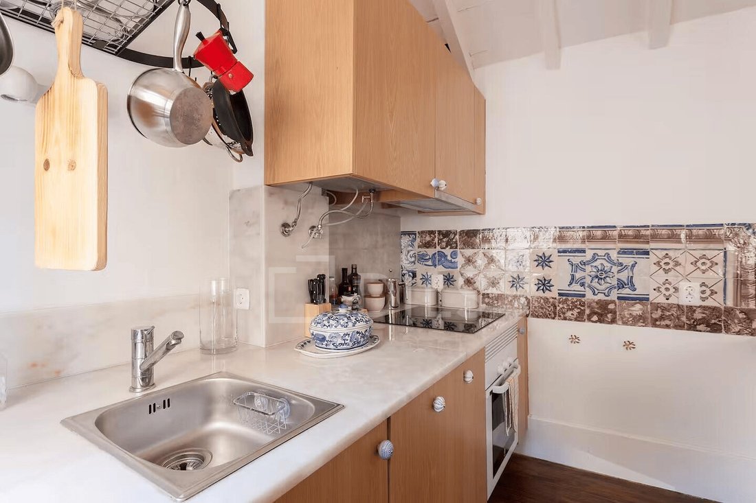 Apartment in Misericordia, Lisbon, Portugal 4 - 18328171