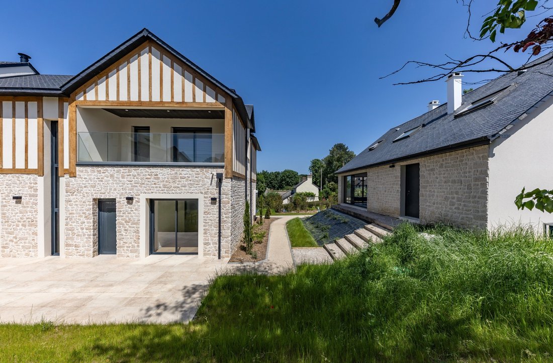 House in Trouville-sur-Mer, Normandy, France 3 - 12889694