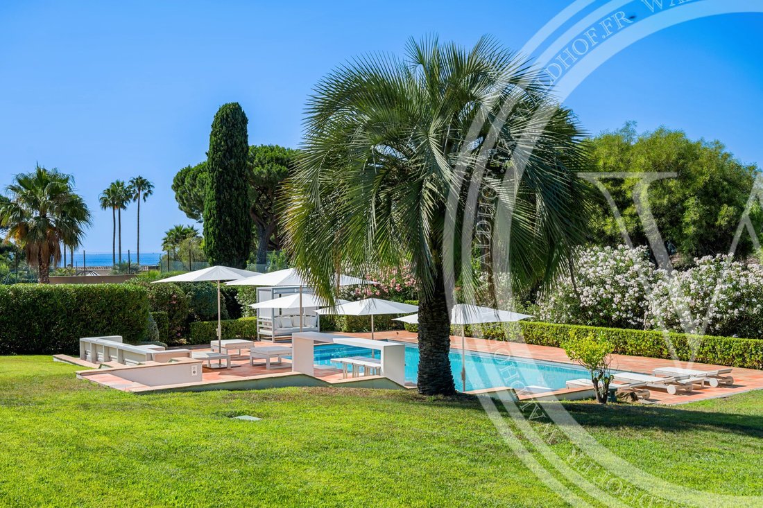 Villa in Ramatuelle, Provence-Alpes-Côte d'Azur, France 2 - 18328389