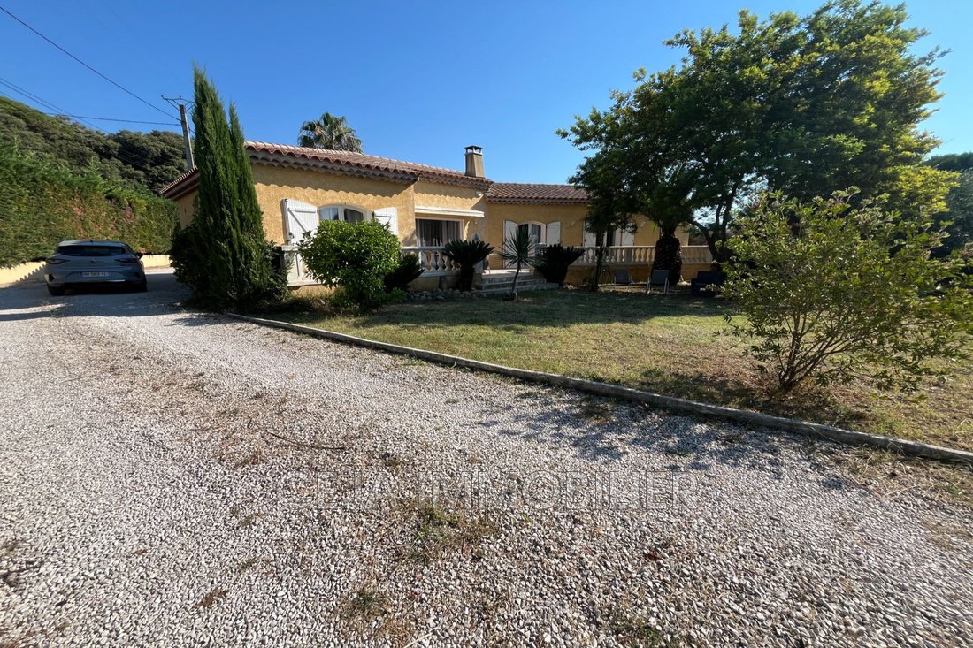 Villa in Partie Nord-Ferrieres-Cadenades-Rouviere, Le Muy, France 4 - 18328096