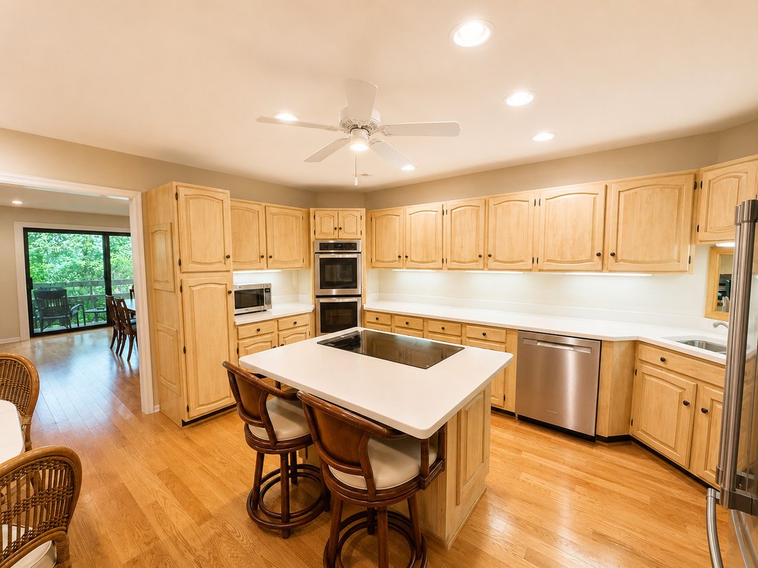 Condo in Hinsdale, Illinois, United States 5 - 18327592