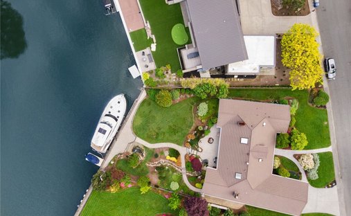 House in Bellevue, Washington, United States 1