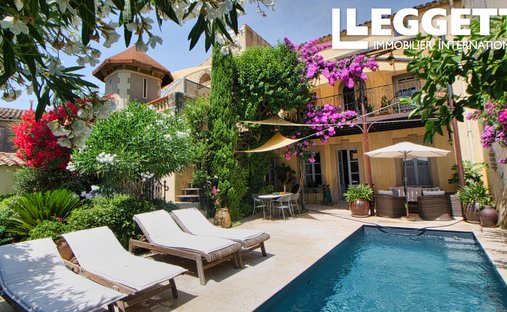 House in Centre Ville, Pezenas, France 1