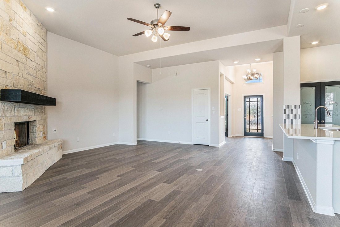 House in Conroe, Texas, United States 4 - 18327636