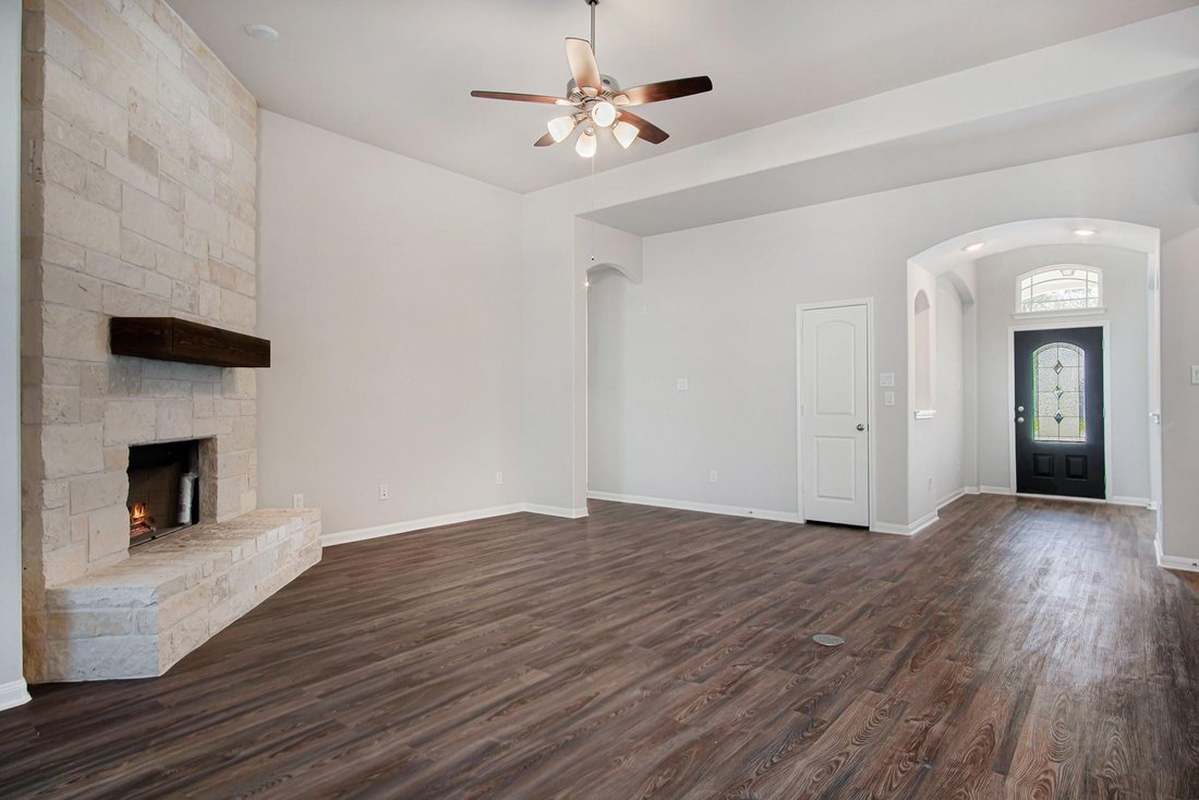 House in Dayton, Texas, United States 4 - 18327642