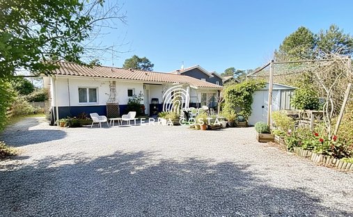 House in Saubion, Nouvelle-Aquitaine, France 1