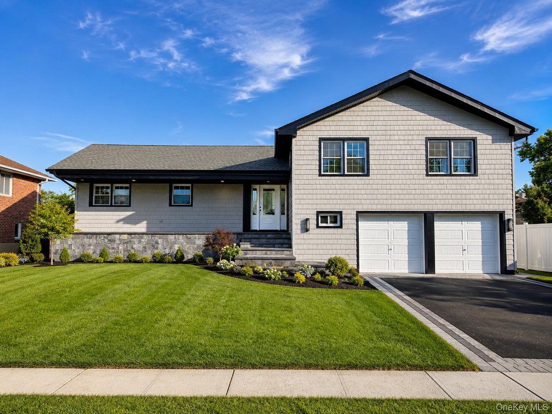 House in Bellmore, New York, United States 1 - 18329310