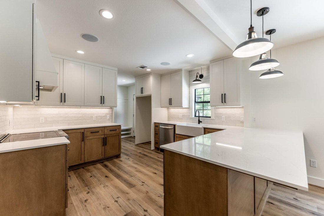 House in Huntsville, Texas, United States 4 - 18331209