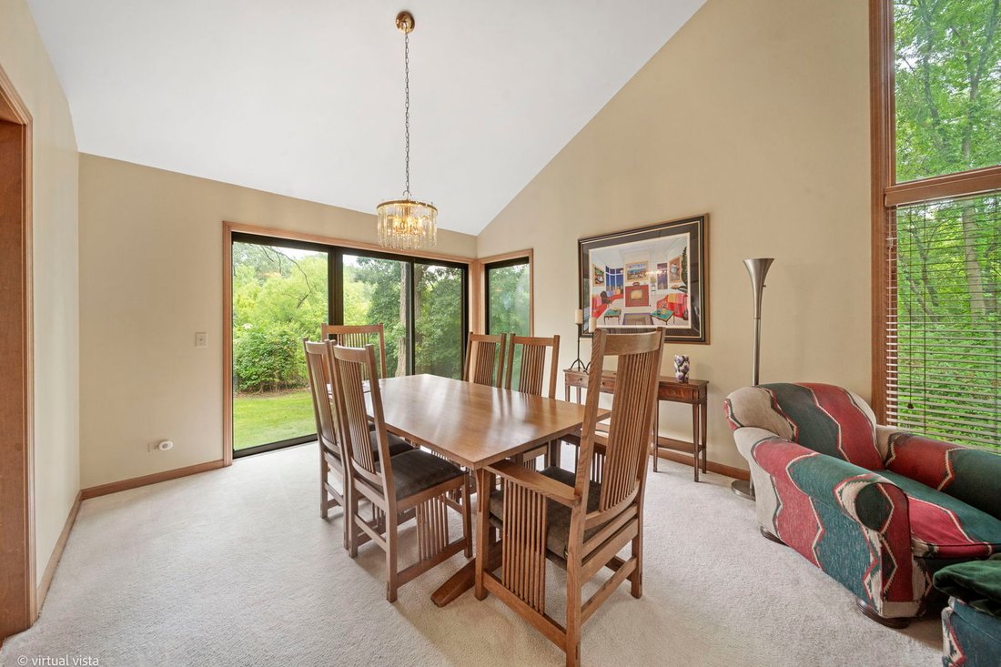 House in Bolingbrook, Illinois, United States 4 - 18330265