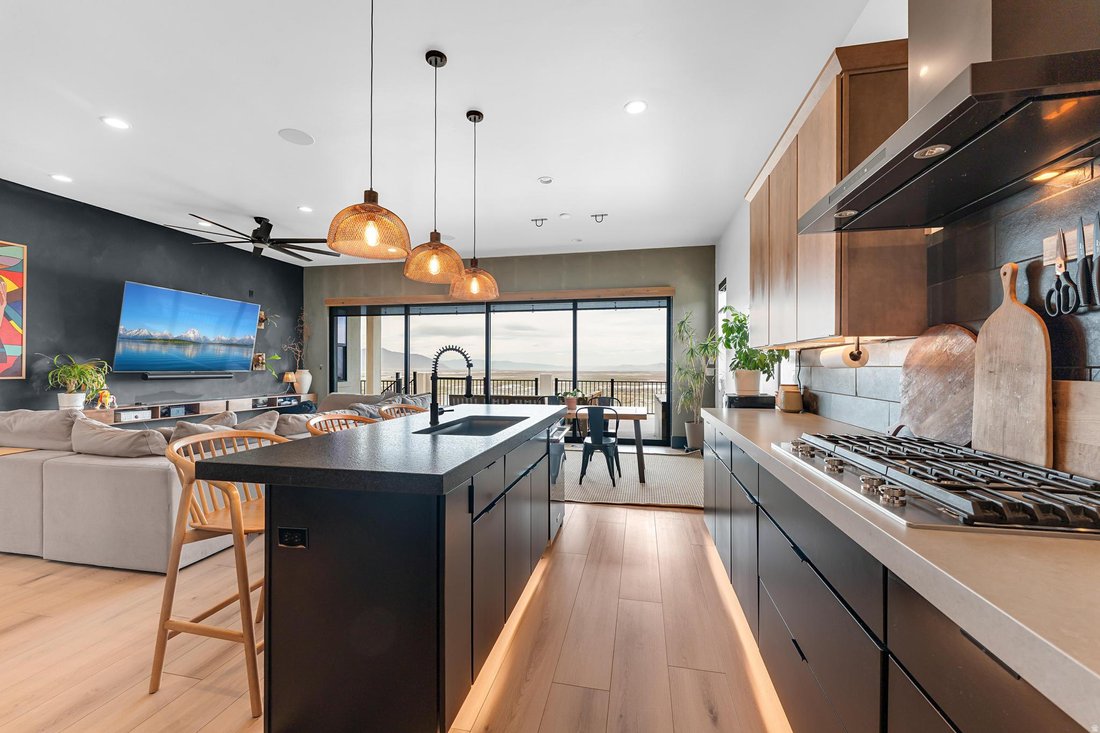 House in North Salt Lake, Utah, United States 5 - 18330671