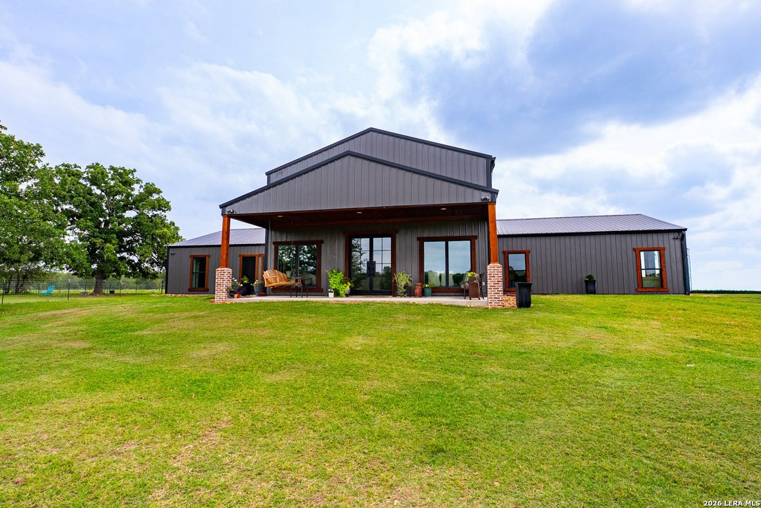 House in Kingsbury, Texas, United States 3 - 18330350