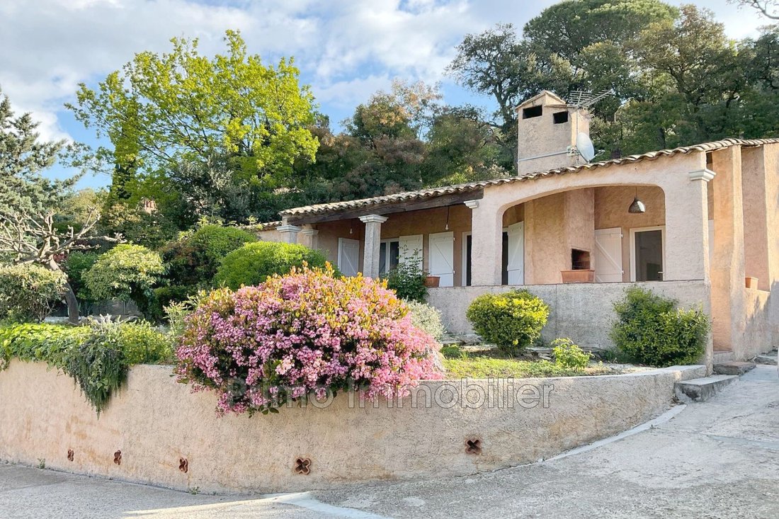 Villa in Grimaud, Provence-Alpes-Côte d'Azur, France 2 - 18328106