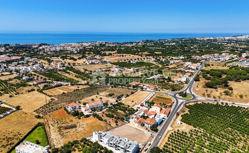 Villa in Olhos de Agua, Algarve, Portugal 1