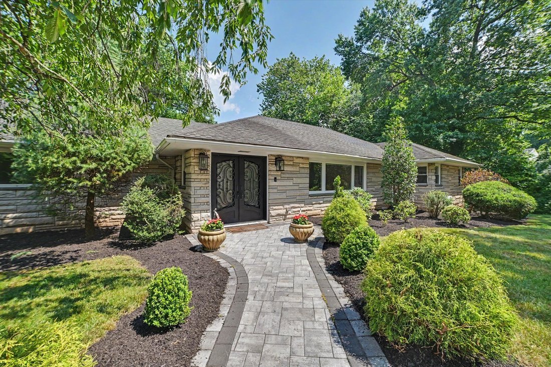 House in Mountainside, New Jersey, United States 2 - 18326617