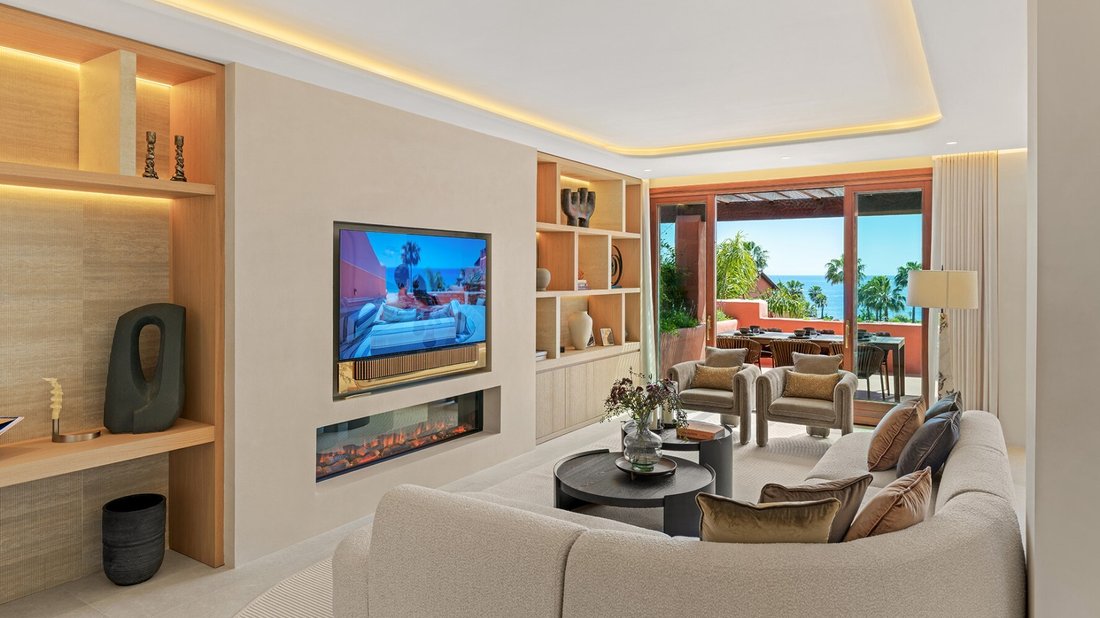 Apartment in Gualdalmansa, Estepona, Andalusia 2 - 18328475