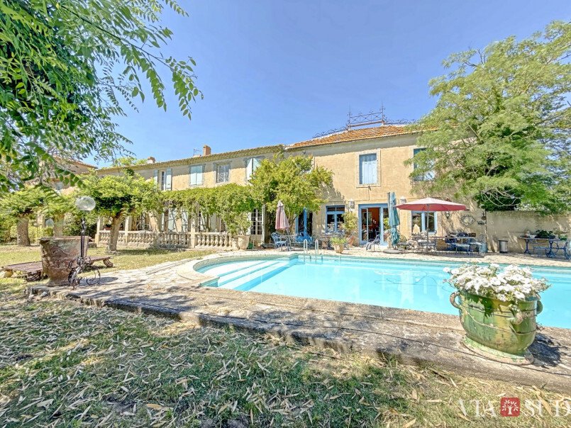Villa in Lespignan, Occitania, France 2 - 18327843