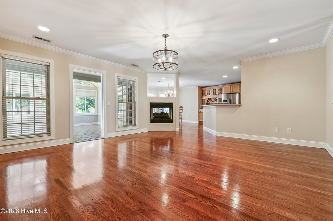House in Wilmington, North Carolina, United States 5 - 18327424