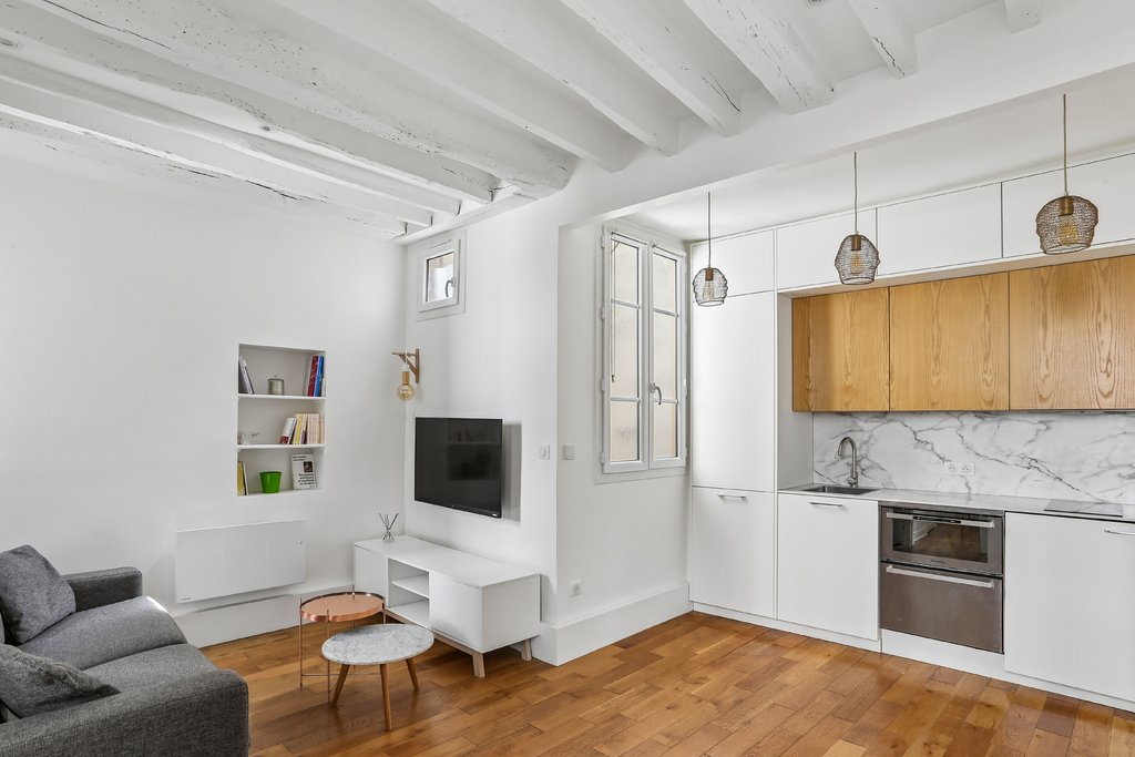 Apartment in Saint Gervais, Paris 4e Arrondissement, Paris 5 - 18328174