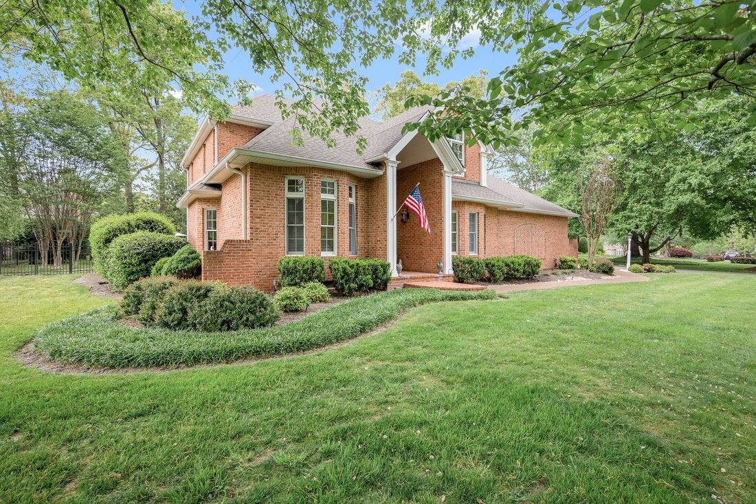 House in Tullahoma, Tennessee, United States 3 - 18331118