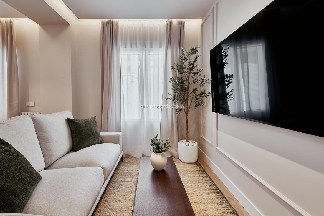 Apartment in Chamberi, Madrid, Spain 4 - 18330411