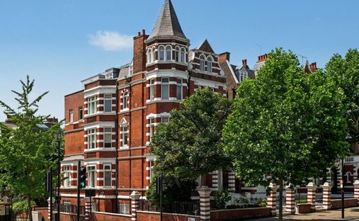 Apartment in Little Venice, Westminster, England 1