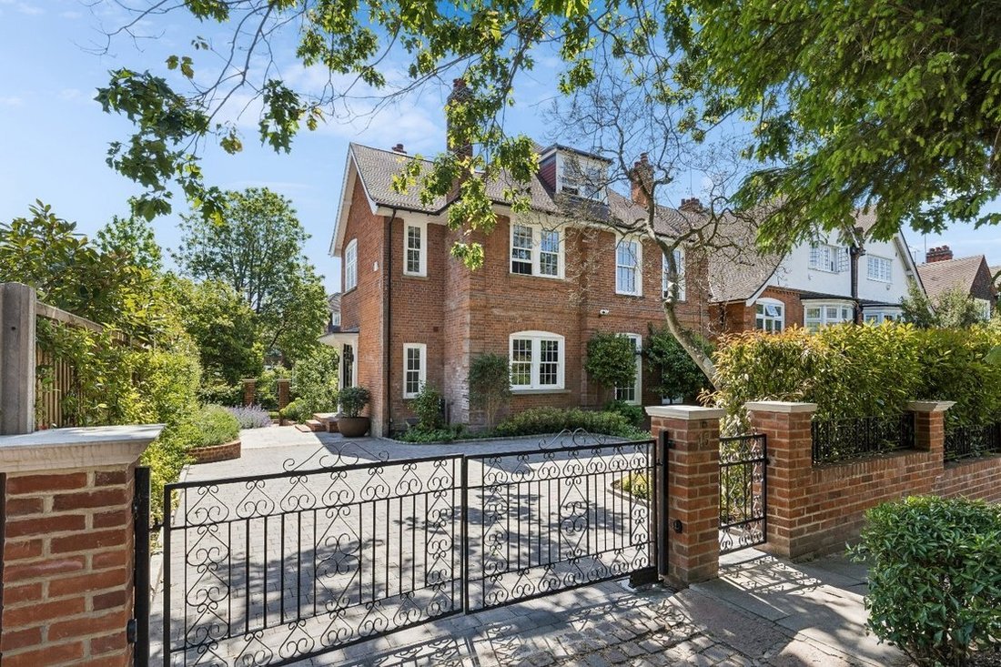 House in Hampstead, Camden, England 1 - 18329221
