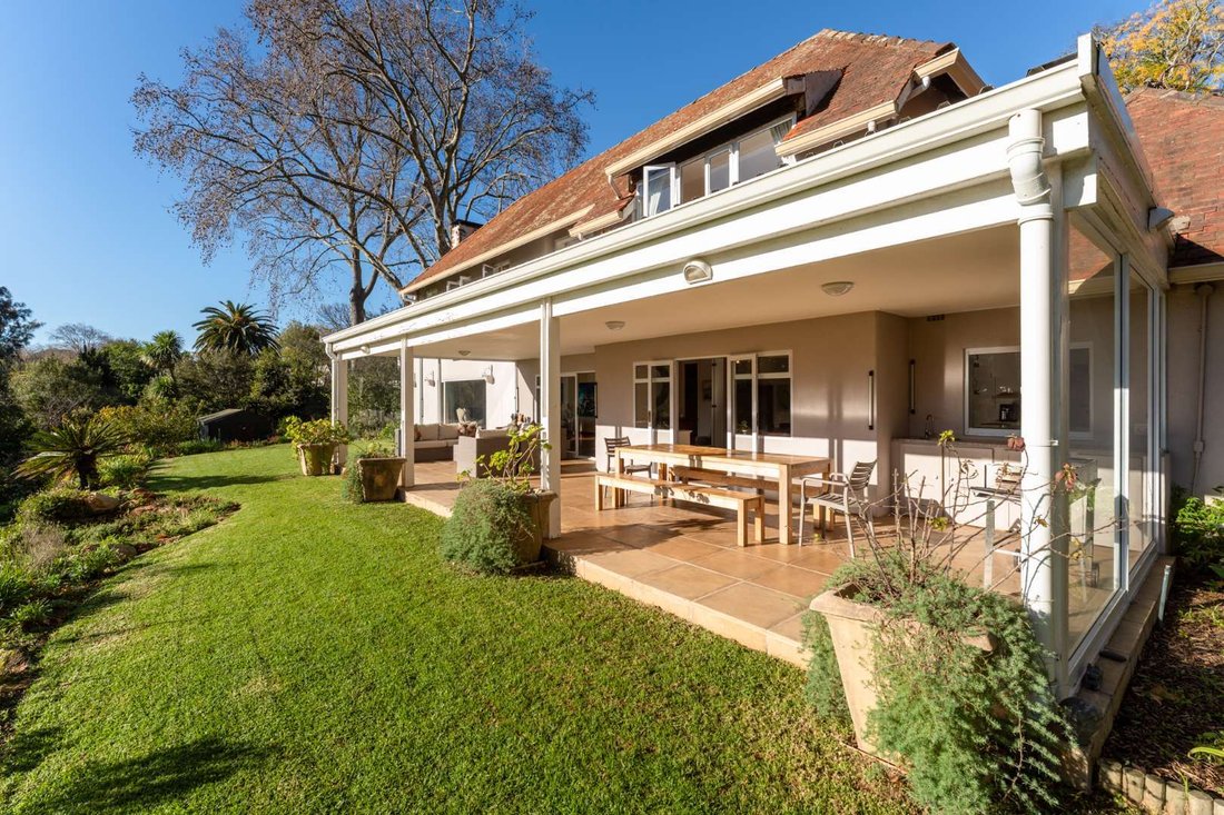 House in Witteboomen, Silverhurst, Cape Town 3 - 18327123