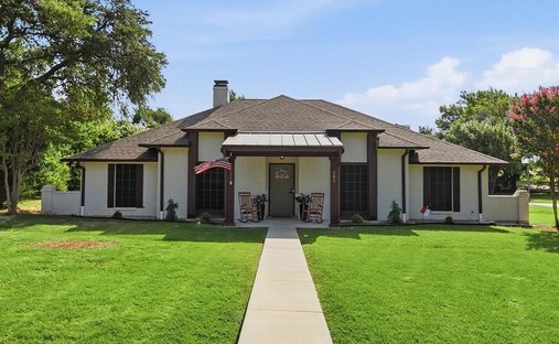House in Lewisville, Texas, United States 1
