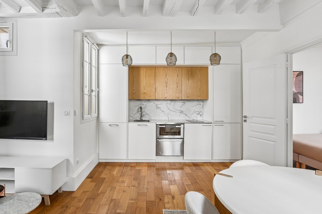 Apartment in Saint Gervais, Paris 4e Arrondissement, Paris 2 - 18328174
