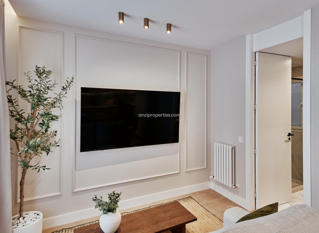 Apartment in Chamberi, Madrid, Spain 5 - 18330411