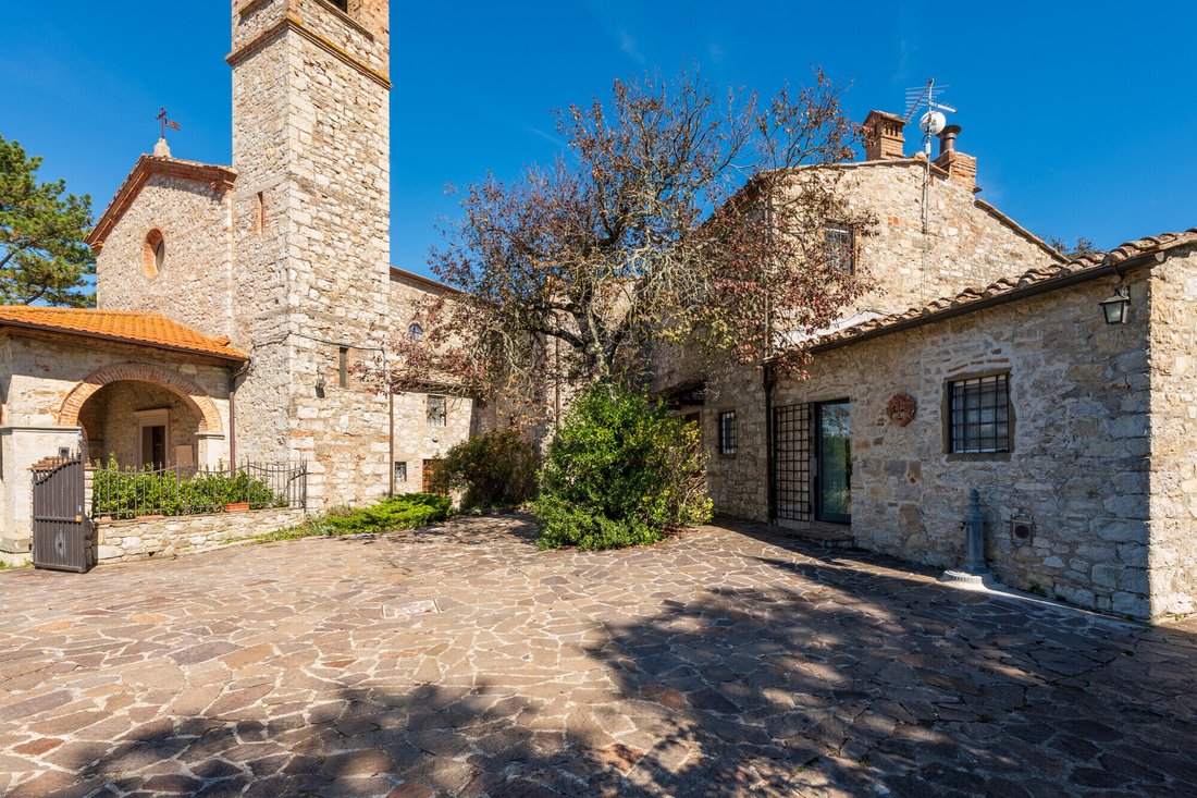Villa in Castellina in Chianti, Toskana, Italien 2 - 18327961