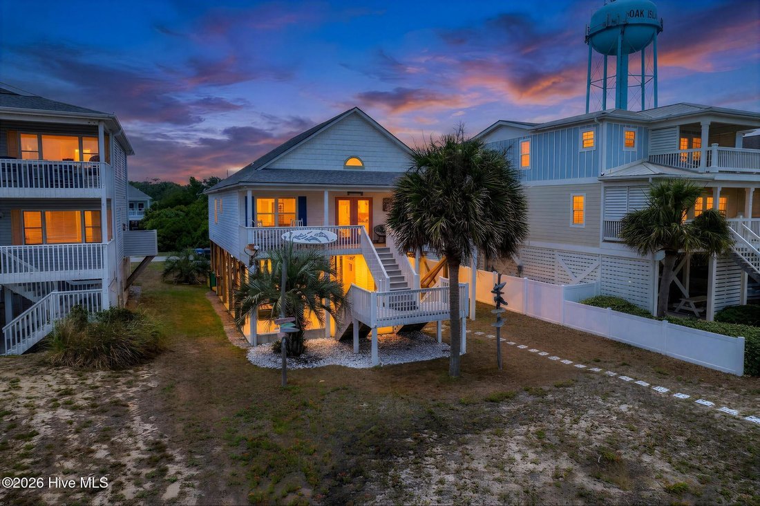 House in Oak Island, North Carolina, United States 3 - 18327362